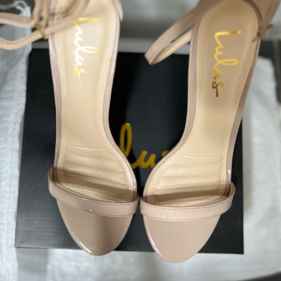 Lulus Elise style. Color is nude. Size 10. Great for a wedding. - Picture 5 of 8